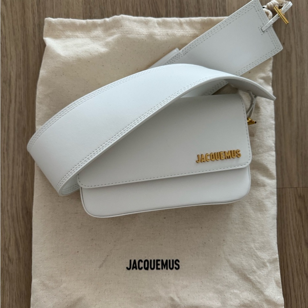 Jacquemus Le Carinu bag white NWT